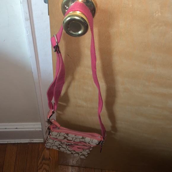 Coach purse - Picture 3 of 10